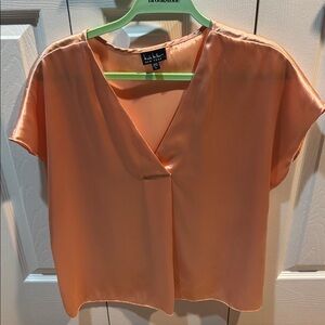 Nicole Miller Peach Satin V-Neck Cap Sleeve Blouse